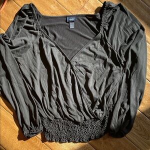 Daytrip Black Ruched Blouse